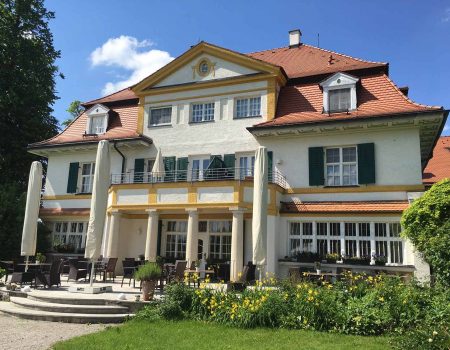 Schlossgut Oberambach