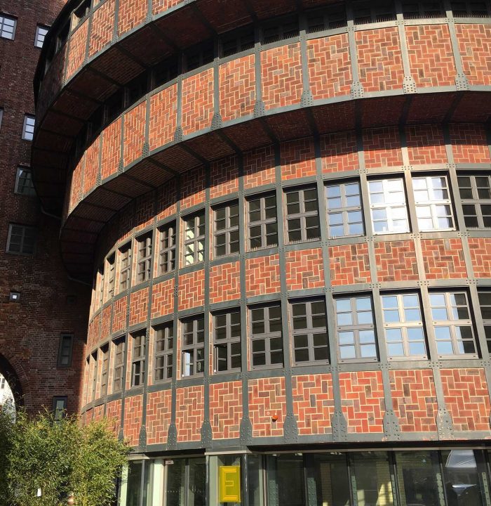 Das eWerk ist mal wieder eines der Hammer-Gebäude wie es sie fast nur in Berlin gibt